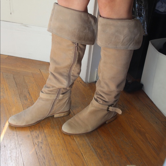 Shoes - Picture 7 of 7